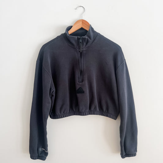 Adidas Quarter Zip Crop Sweater (S-M)